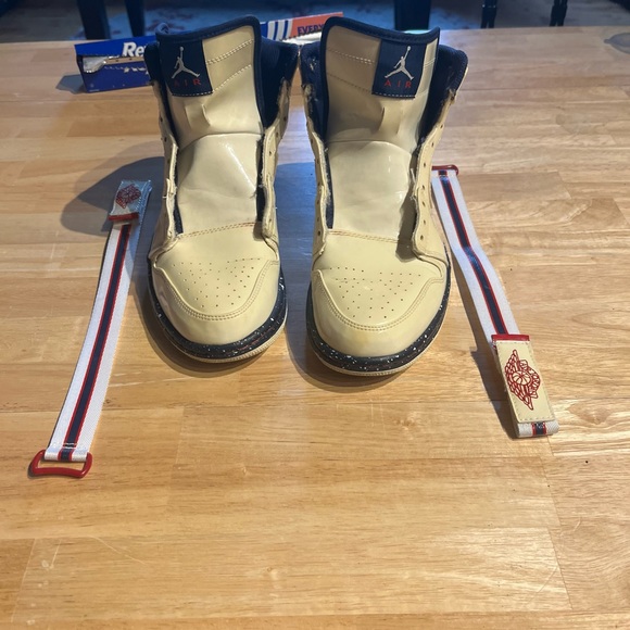 NIKE AIR JORDAN 1 HI STRAP PREMIER ‘OLYMPIC’ MENS SIZE 9.5. GENTLY USED. - Picture 4 of 6